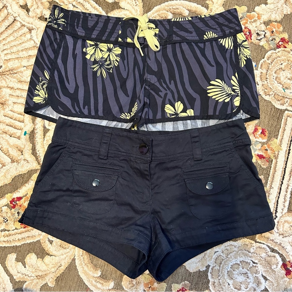 H&M Divided Bundle 2 Black Yellow Floral Tie Front Swim & Denim Beach Shorts